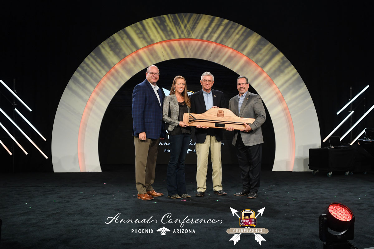 Triangle H Named CAB Feedyard Commitment to Excellence Honoree