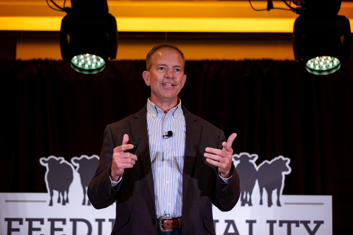 Paul Dykstra speaking at Feeding Quality Forum